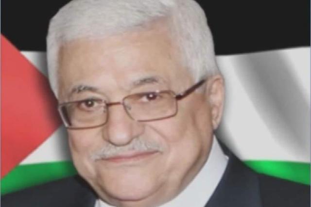 الرئيس الفلسطيني يشارك في تشييع الصحفية أبو عاقلة من مقر الرئاسة في رام الله