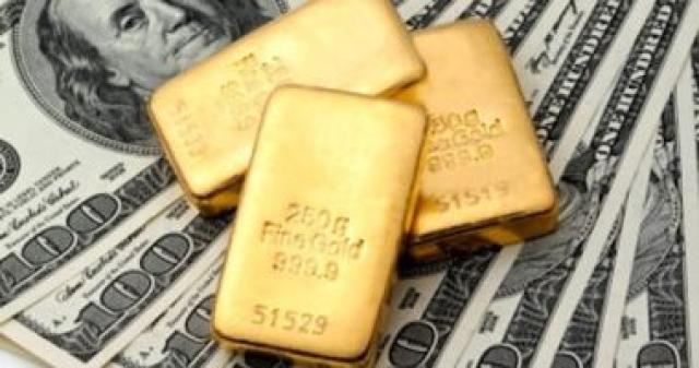 هبوط سعر الدولار ساهم في تراجع الذهب ٧٠ جنيه