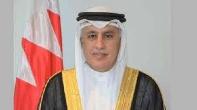 وزير الصناعة البحريني يؤكد حرص بلاده على تعزيز التعاون مع مصر