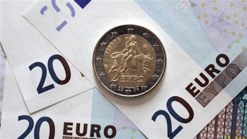 سعر اليورو في بداية تعاملات اليوم الثلاثاء 2-8-2022 بالبنوك