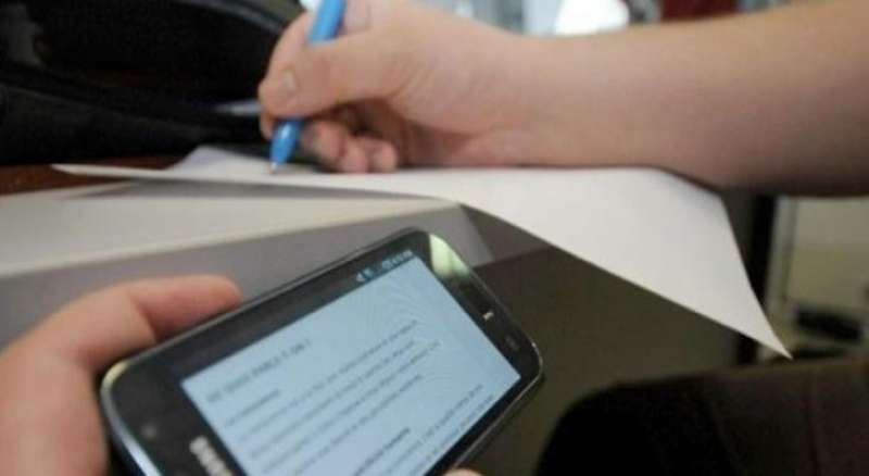 ضبط الطلاب المتورطين في تسريب امتحان اللغة الإنجليزية للثانوية العامة دور ثان