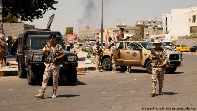 اشتباكات بين مجموعات مسلحة في طرابلس