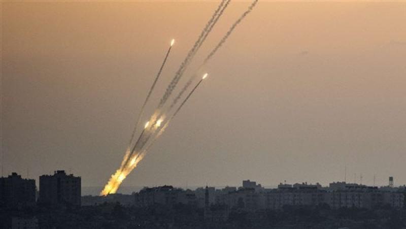 إطلاق 20 صاروخًا من قطاع غزة تجاه مستوطنات الغلاف