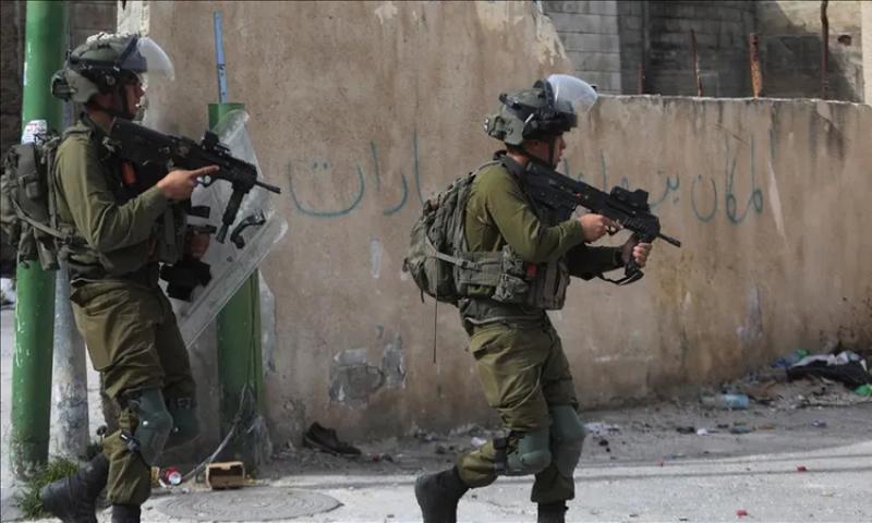 الاحتلال الإسرائيلي يعلن مقتل لواء من قواته وإصابة 3 جنود فجرًا